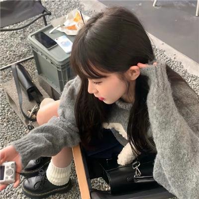 黑色基础款怎么穿